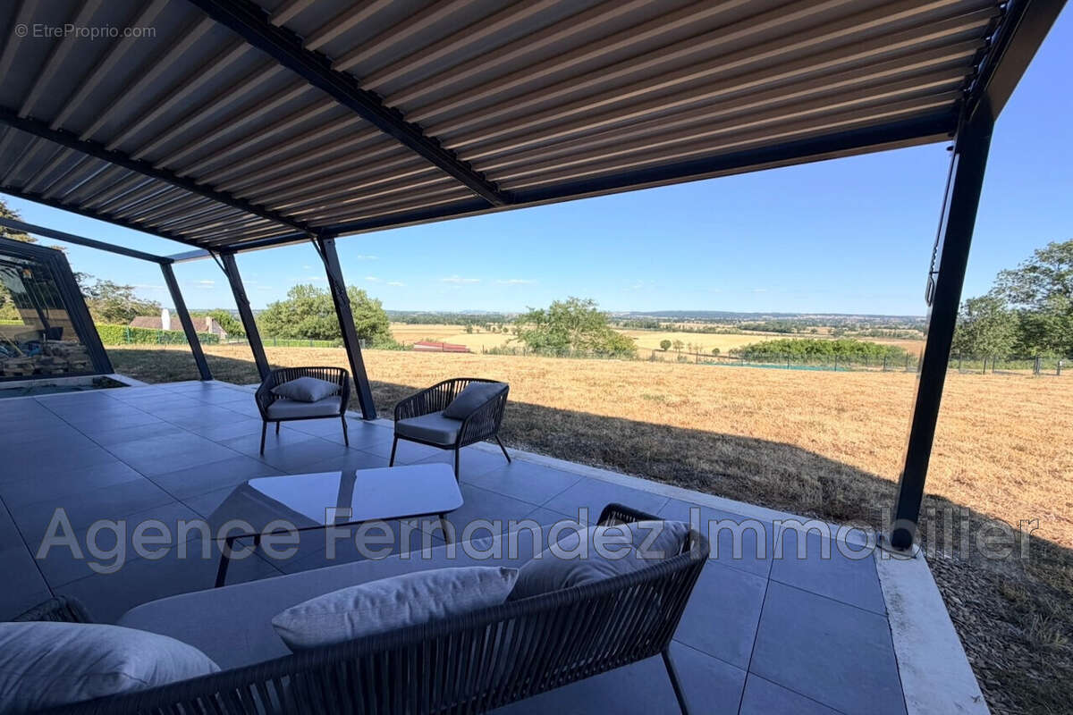 Maison 138 m² à Avrilly  - photo 4