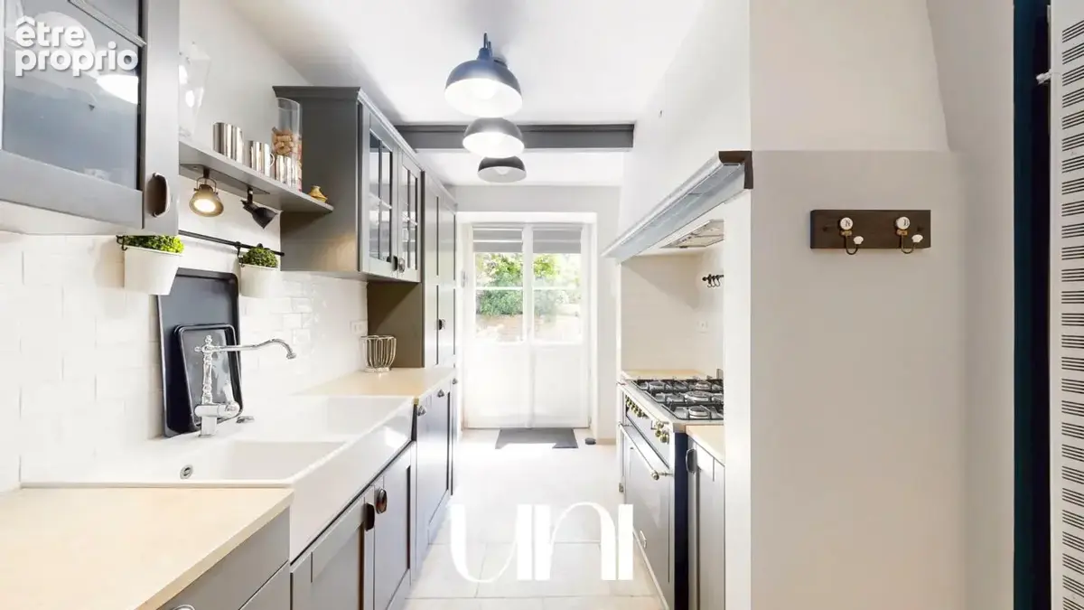 Maison 6 pièces de 220 m2 en pierre - Courseulles-sur-Mer - photo 15