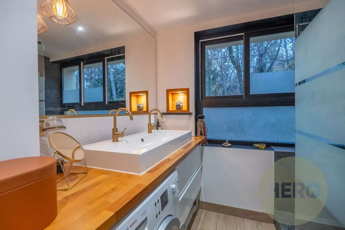 Appartement à VERSAILLES