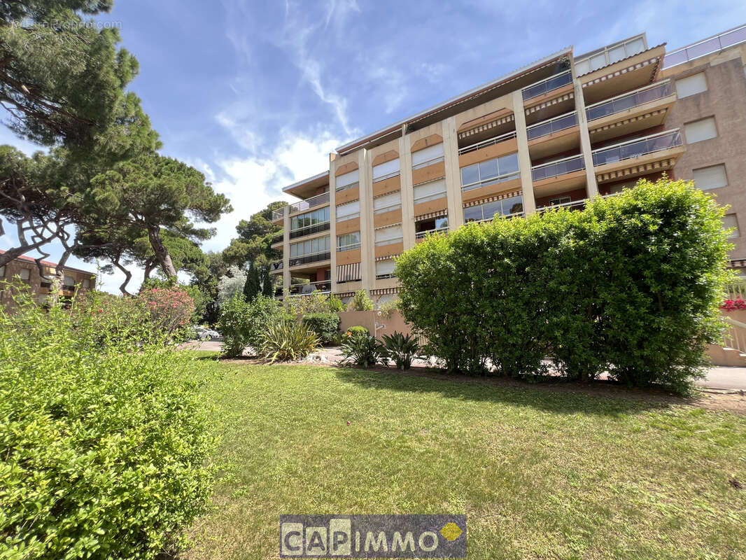 Appartement à HYERES