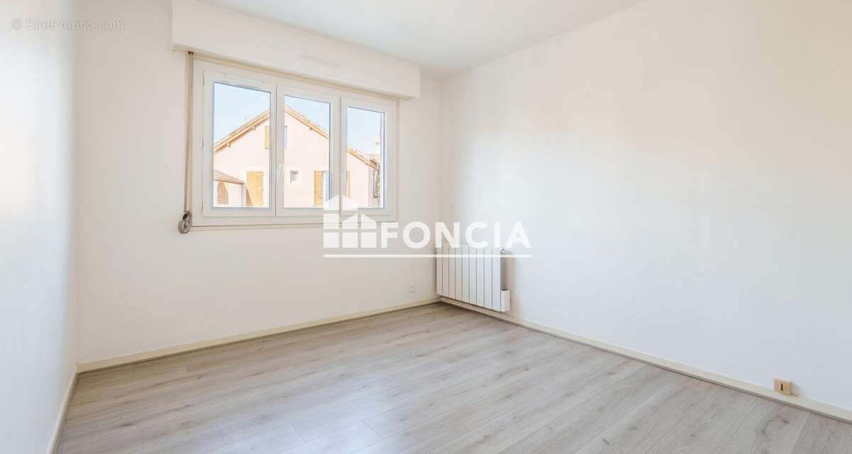 A SAISIR beau F2, entièrement Rafraichit, Dijon Central - photo 4