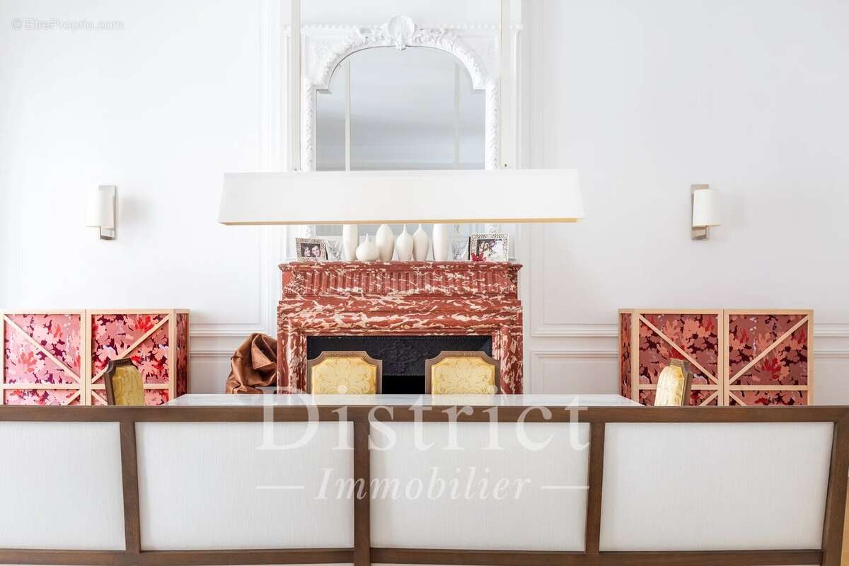 Exclusivité Avenue de Messine. Appartement entièrement rénové 242 m² - photo 6