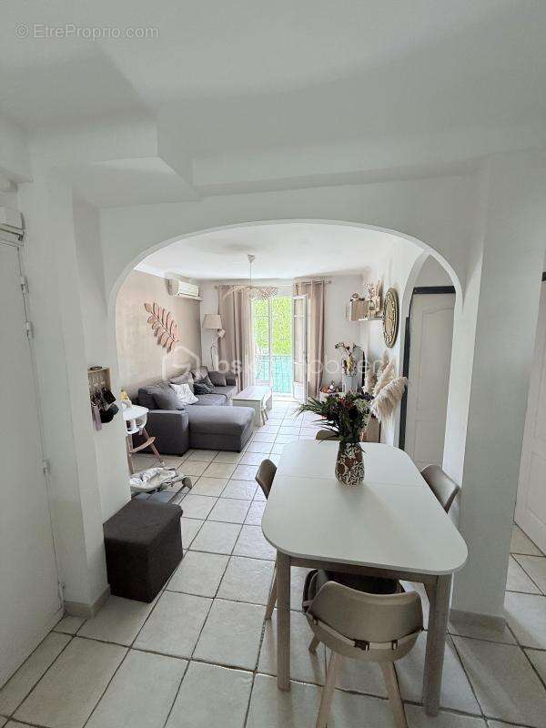 Appartement à SALON-DE-PROVENCE