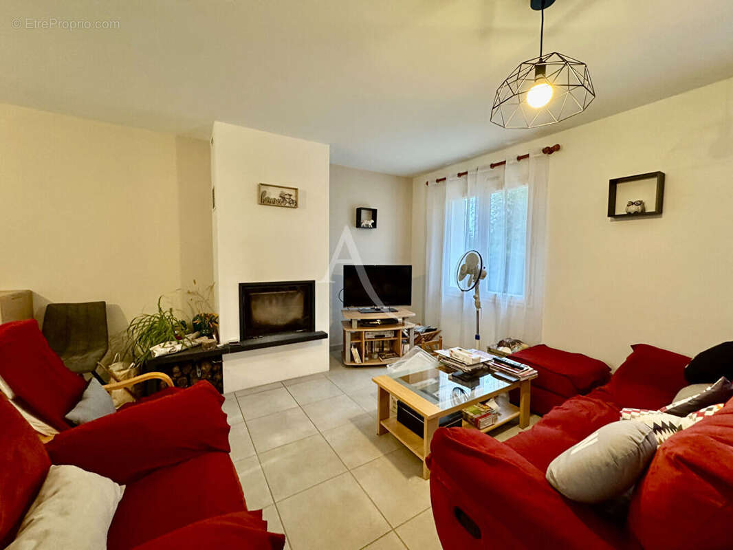 Maison à MIGNALOUX-BEAUVOIR