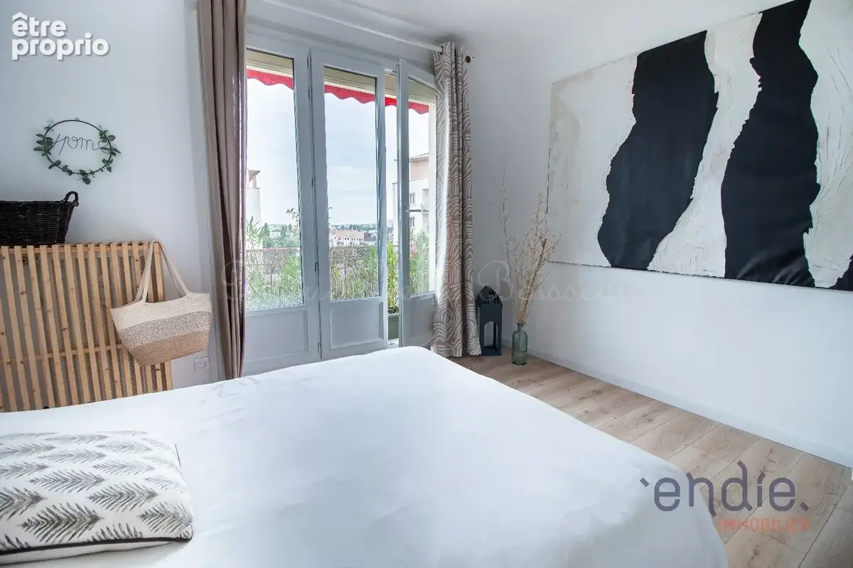 DIJON CENTRE - Un appartement lumineux avec vue imprenable sur les monuments dijonnais - photo 14