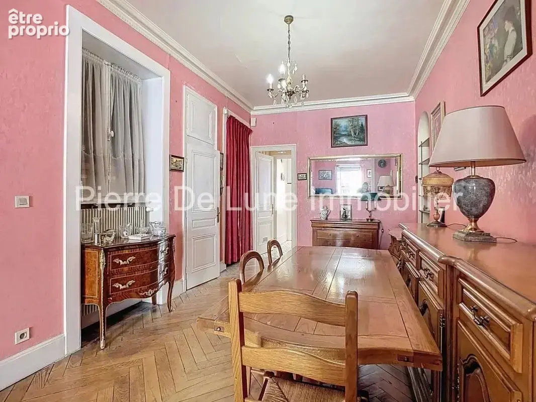 Lyon 1er – martinière  grand t2 de  69 m² – - photo 7