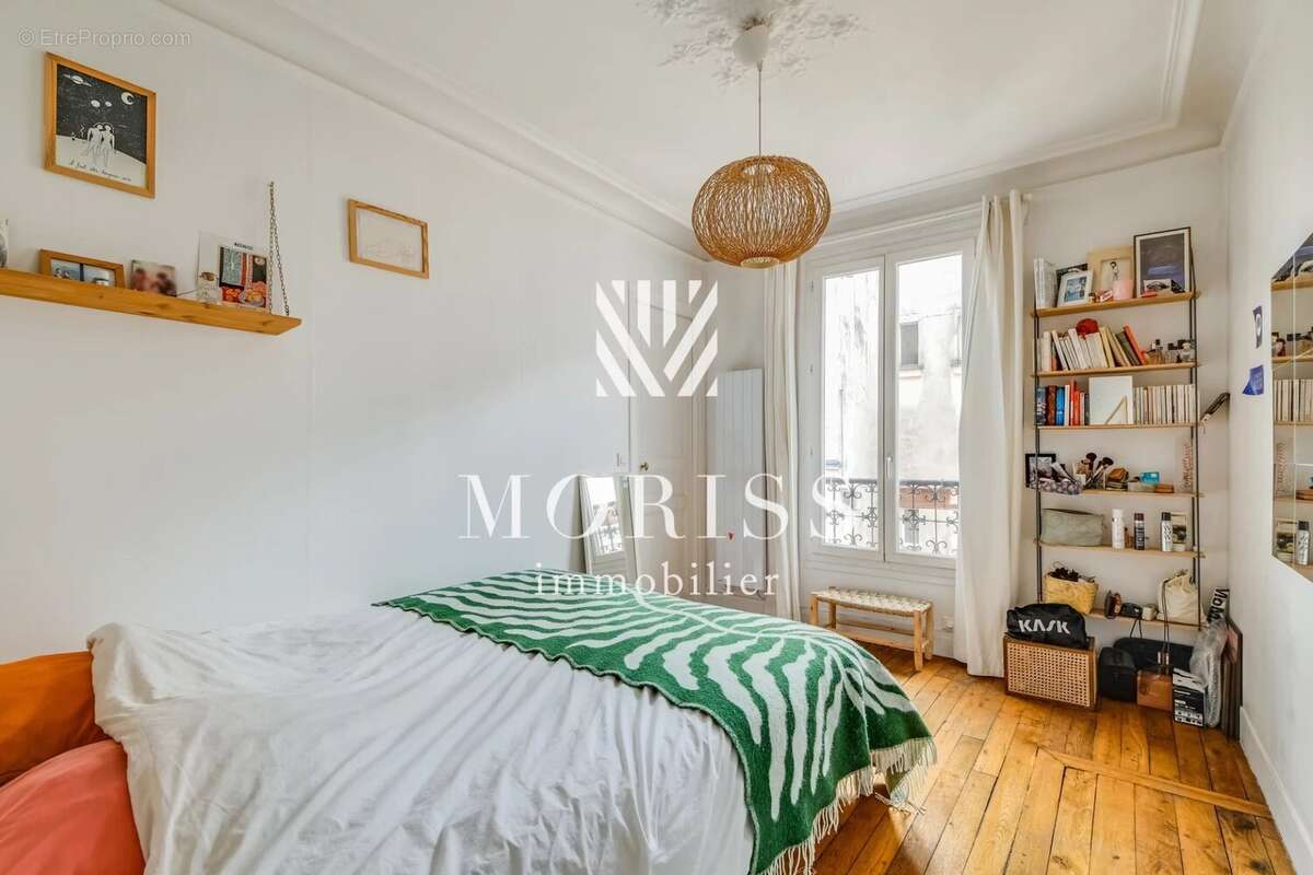 Appartement à PARIS-17E