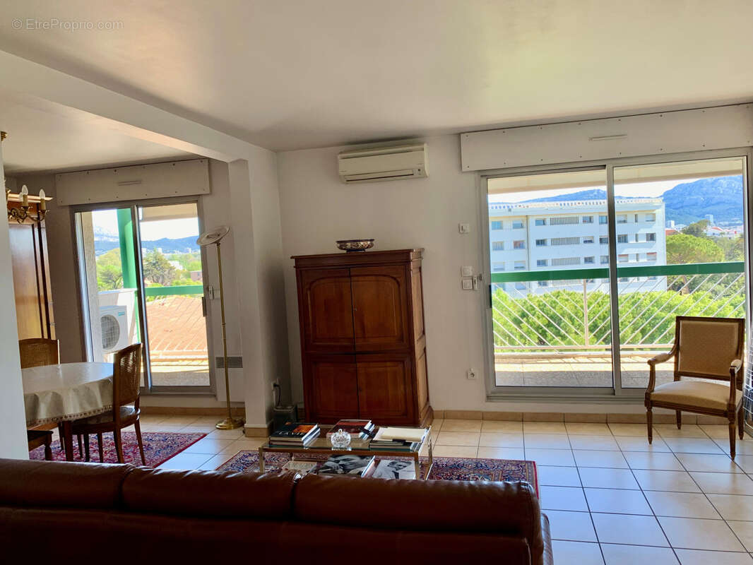 Appartement à MARSEILLE-8E