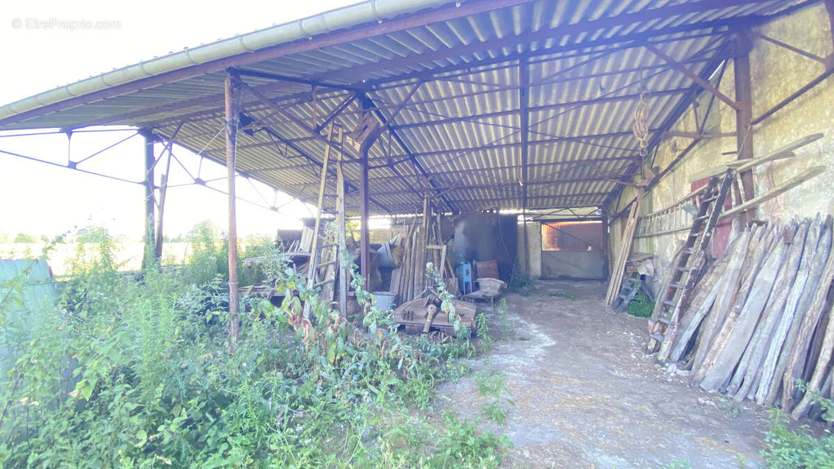 Maison à CHENAC-SAINT-SEURIN-D&#039;UZET