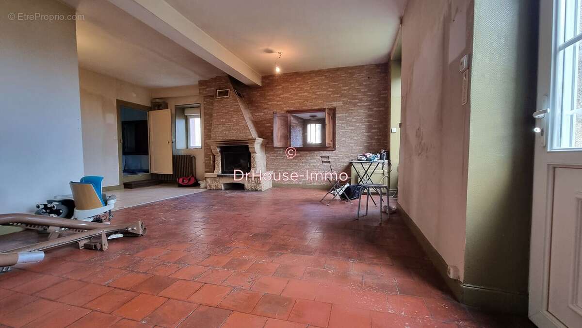 Maison à CREVANT