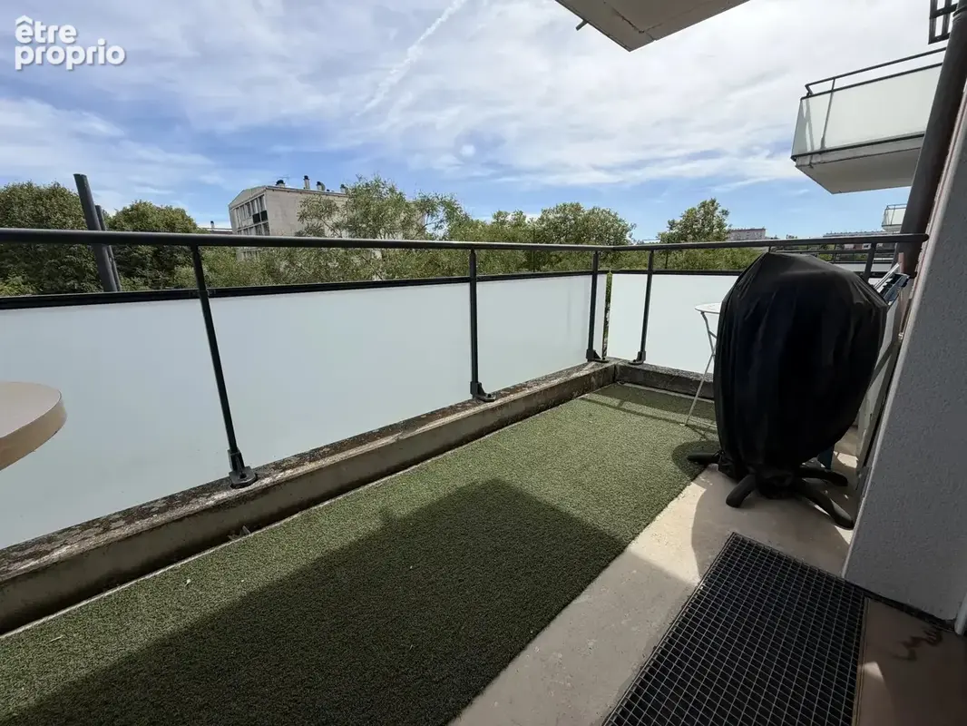 Appartement à CHENOVE