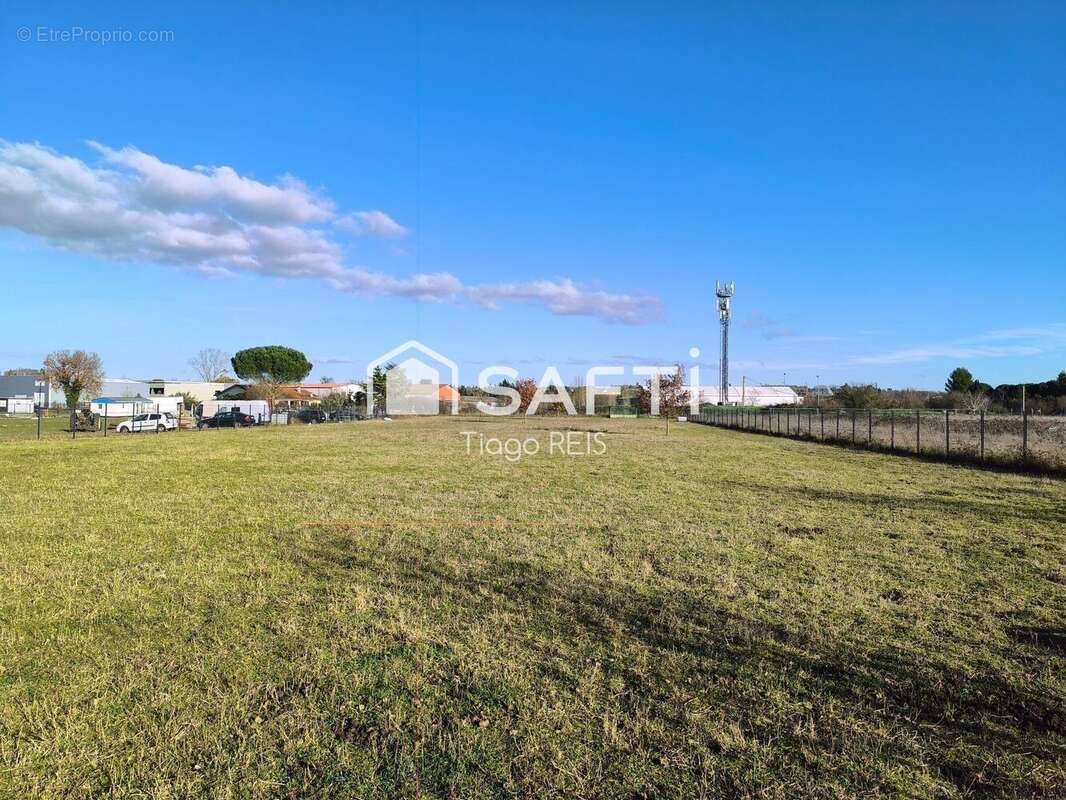 Terrain 5925 m² à Launaguet  - photo 6