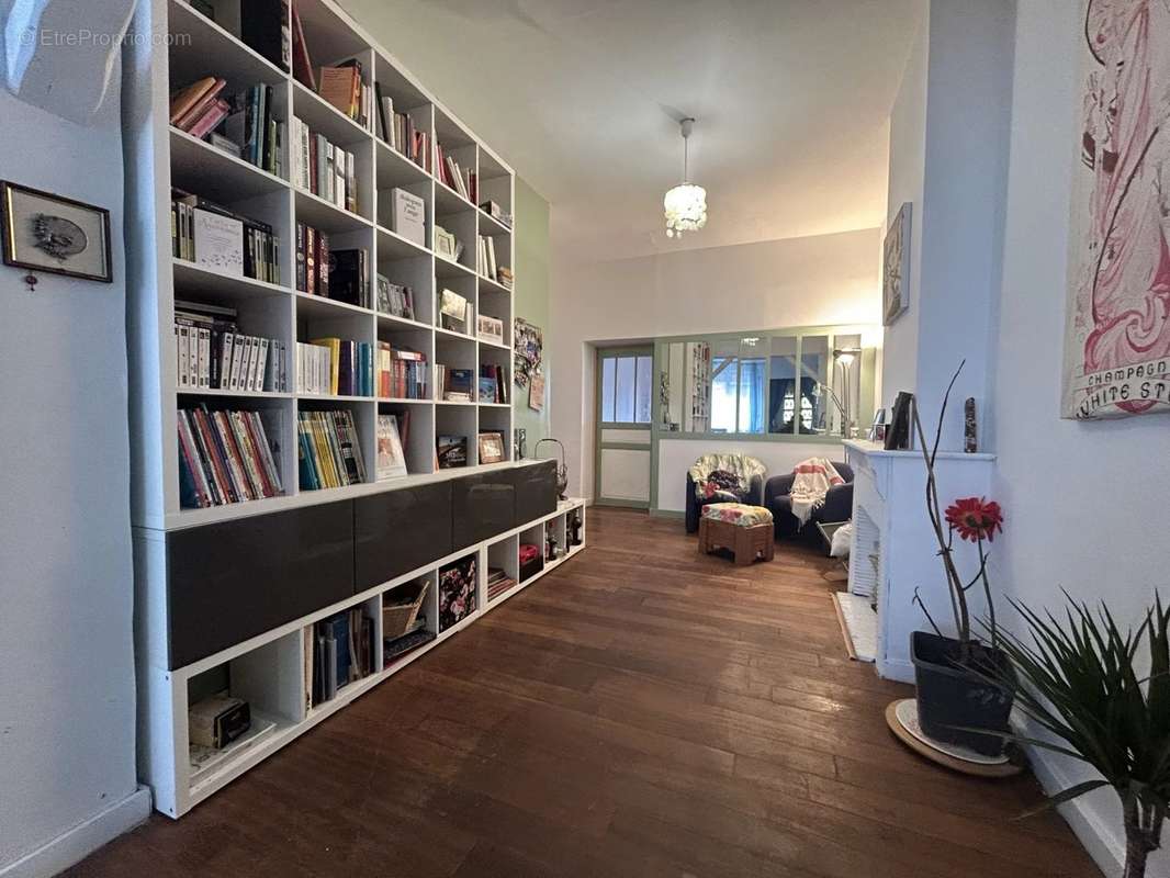 Maison à GOUZEAUCOURT