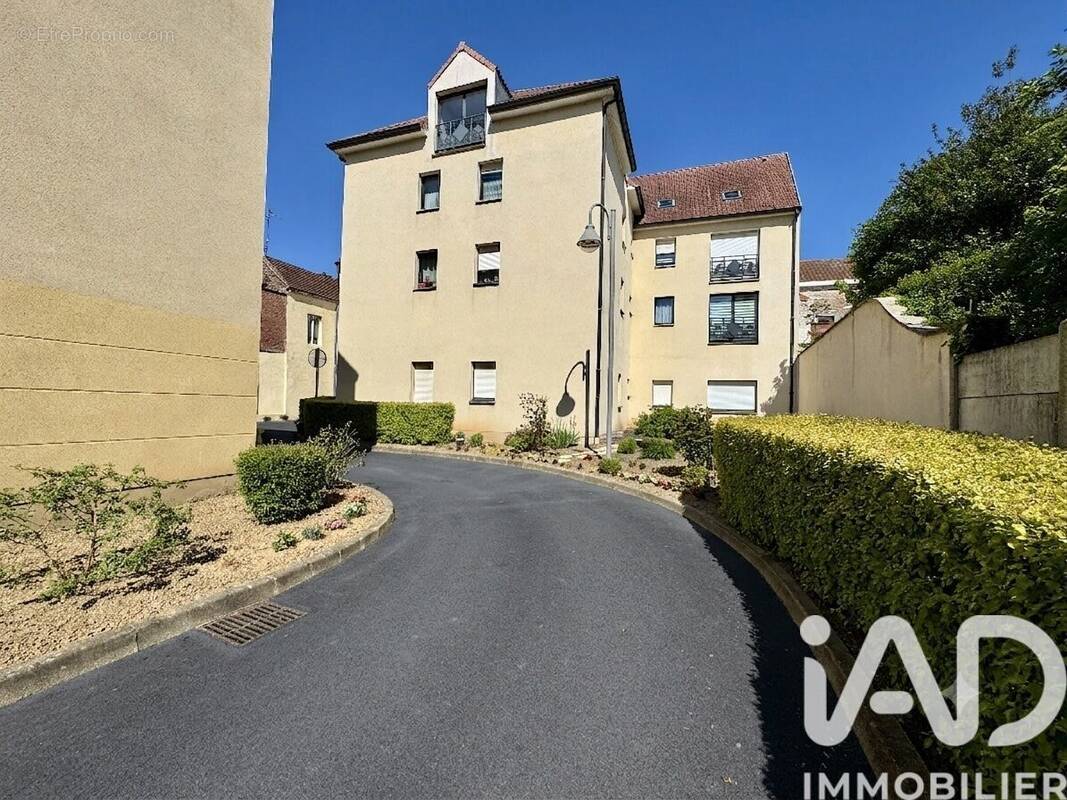 Photo 1 - Appartement à HENIN-BEAUMONT