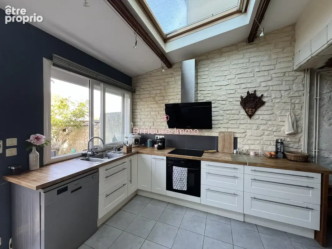 Maison 5 pièces 134 m² à vendre à Dange-Saint-Romain (86220) - photo 5