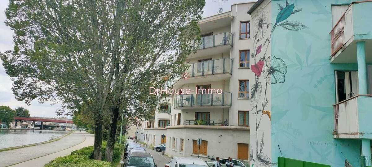 Appartement à SAINT-DENIS