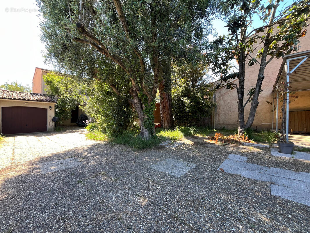 Maison à AURIBEAU-SUR-SIAGNE