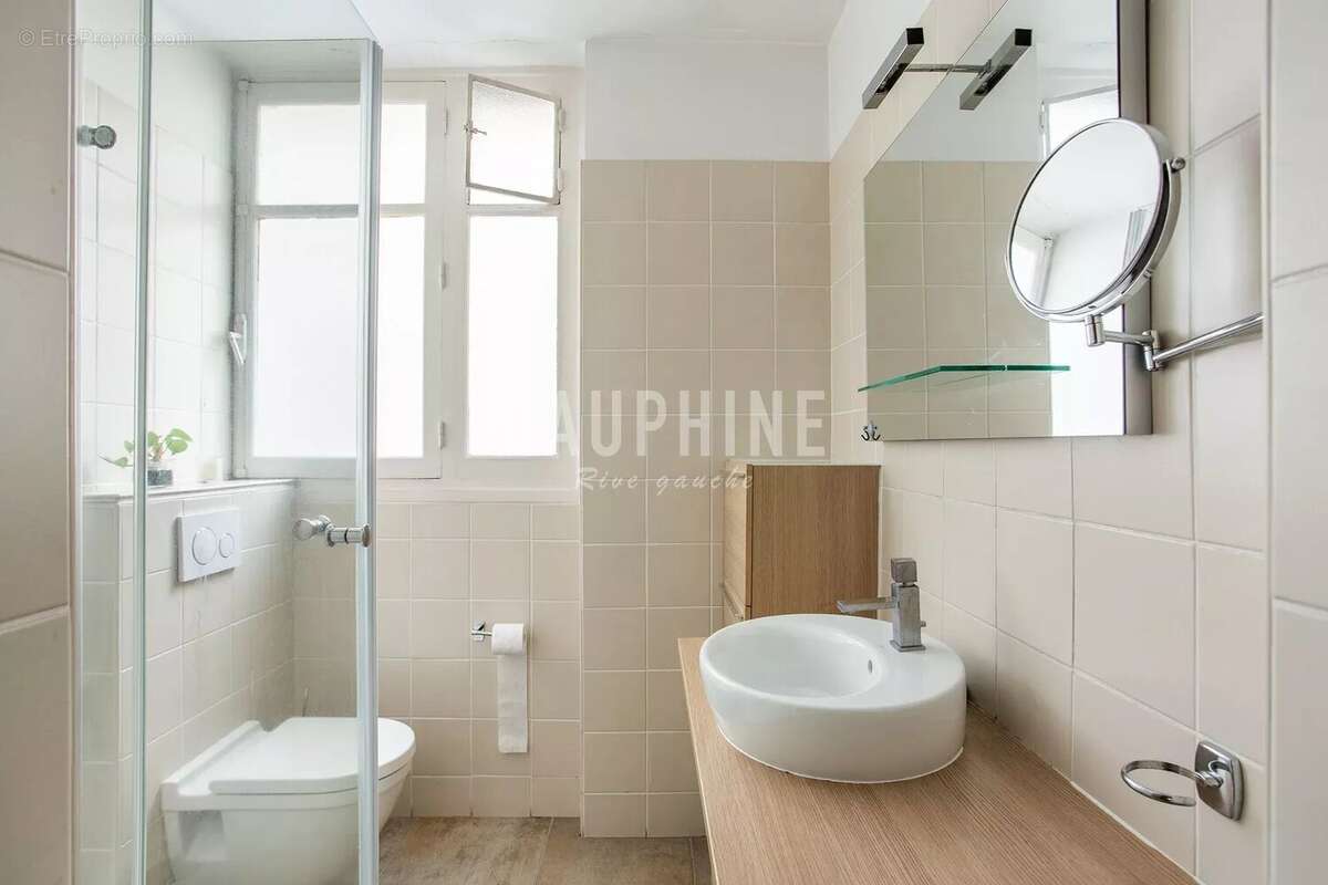 Appartement à PARIS-7E