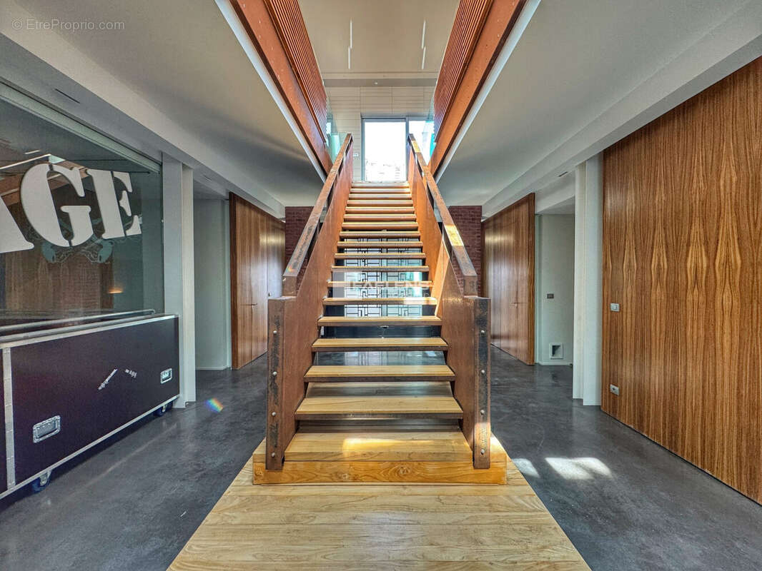 Maison 434 m² à Lille  - photo 4