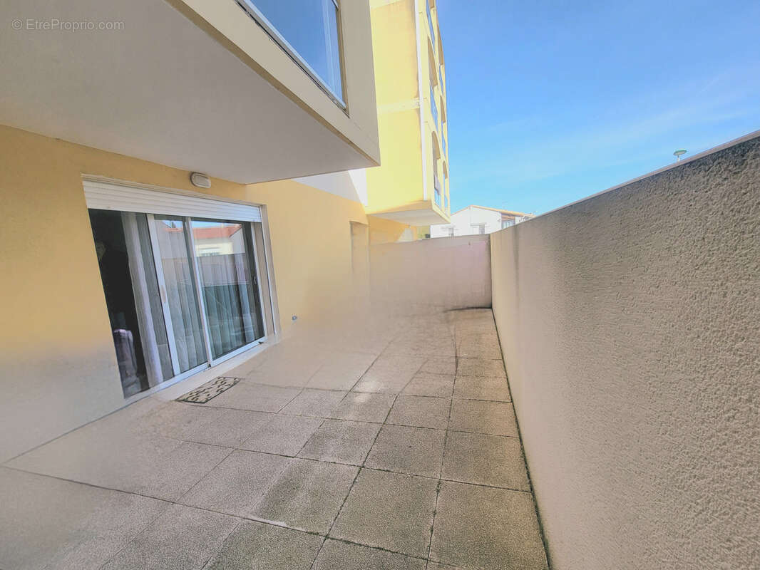 Appartement à LEZIGNAN-CORBIERES