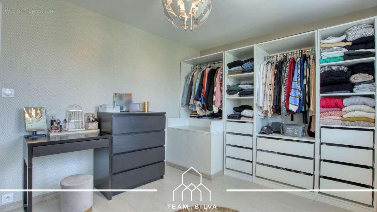 Maison à ROUSSILLON