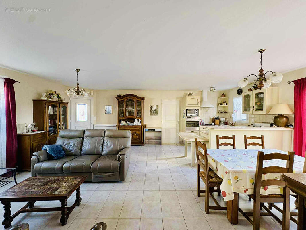 Maison à CORCOUE-SUR-LOGNE