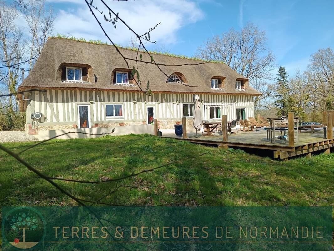 Maison à PONT-L'EVEQUE