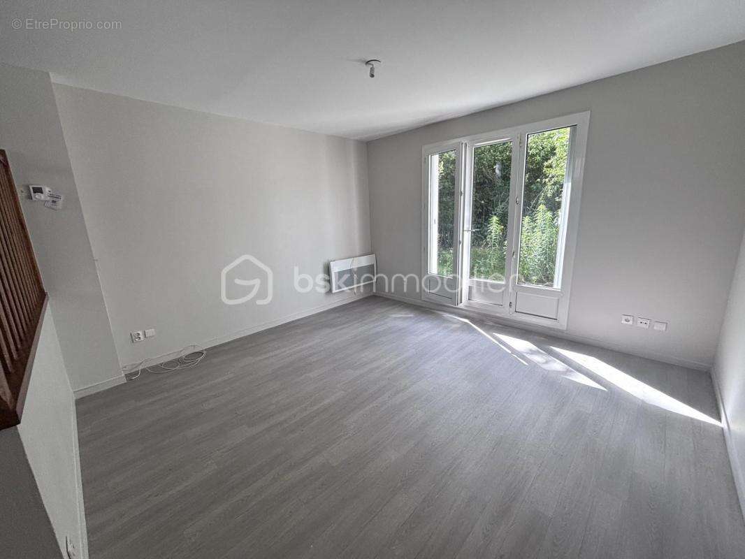 Maison 4 pièces – 82 m² – Jardin et garage - photo 3