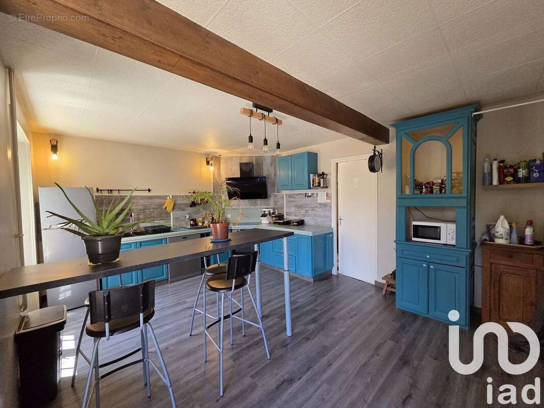 Photo 3 - Maison à MONTMERREI