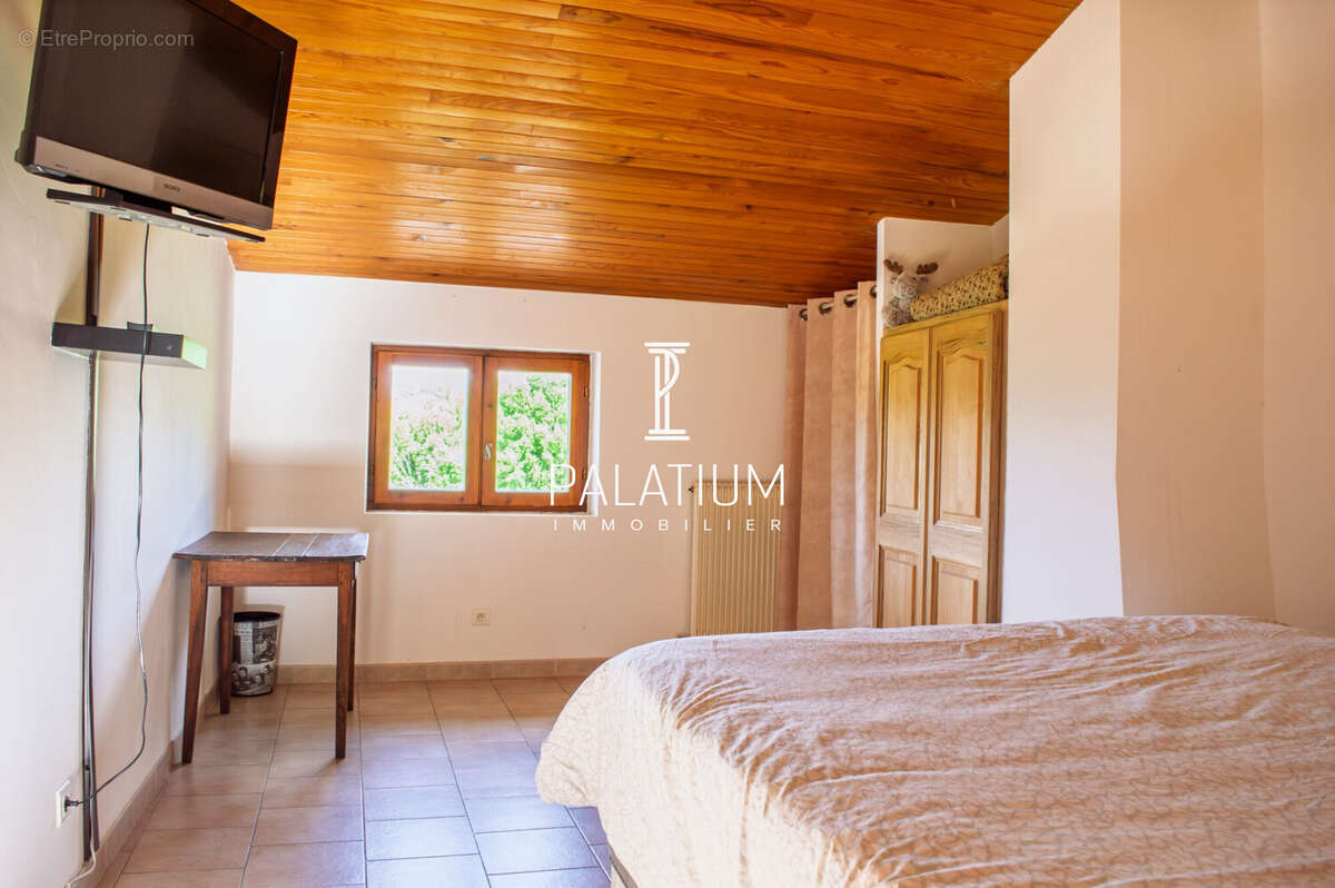 Maison 210 m² à Noyers-Sur-Jabron  - photo 9