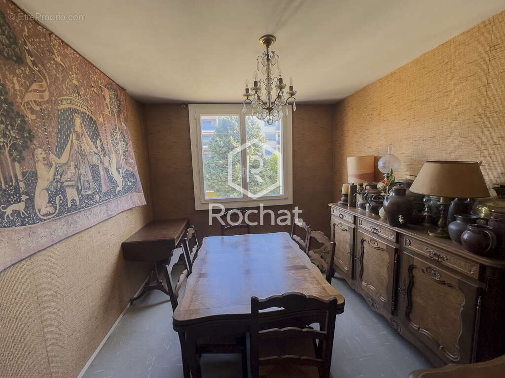 Appartement à CALUIRE-ET-CUIRE