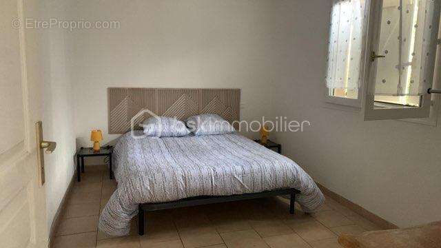 A saisir Ensemble immobilier de rapport avec terrain de 16300 m² - photo 8