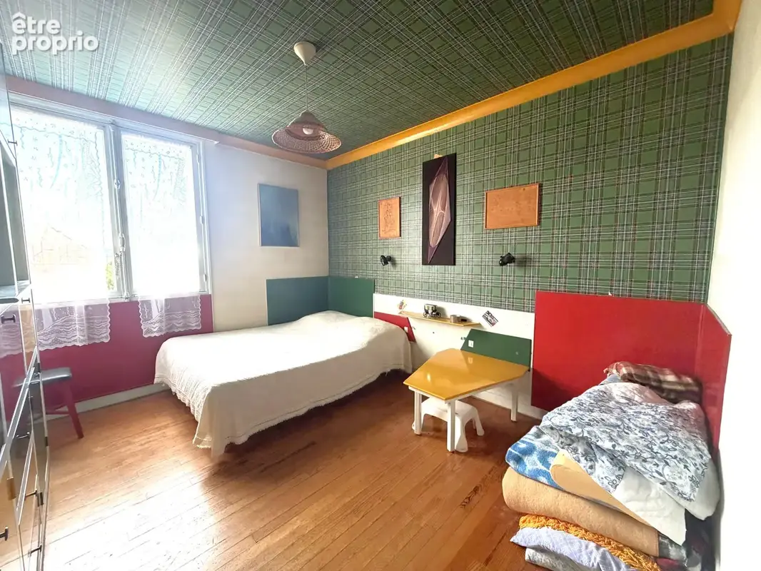 Maison ancienne 4 chambres A13 à 3 mn toutes commodité à pied - photo 16