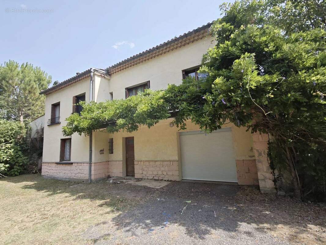 Maison à COUIZA