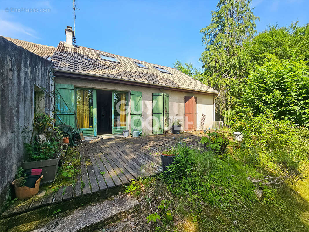 Maison 6 pièces à vendre à La Houssaye en Brie - Secteur calme - photo 3