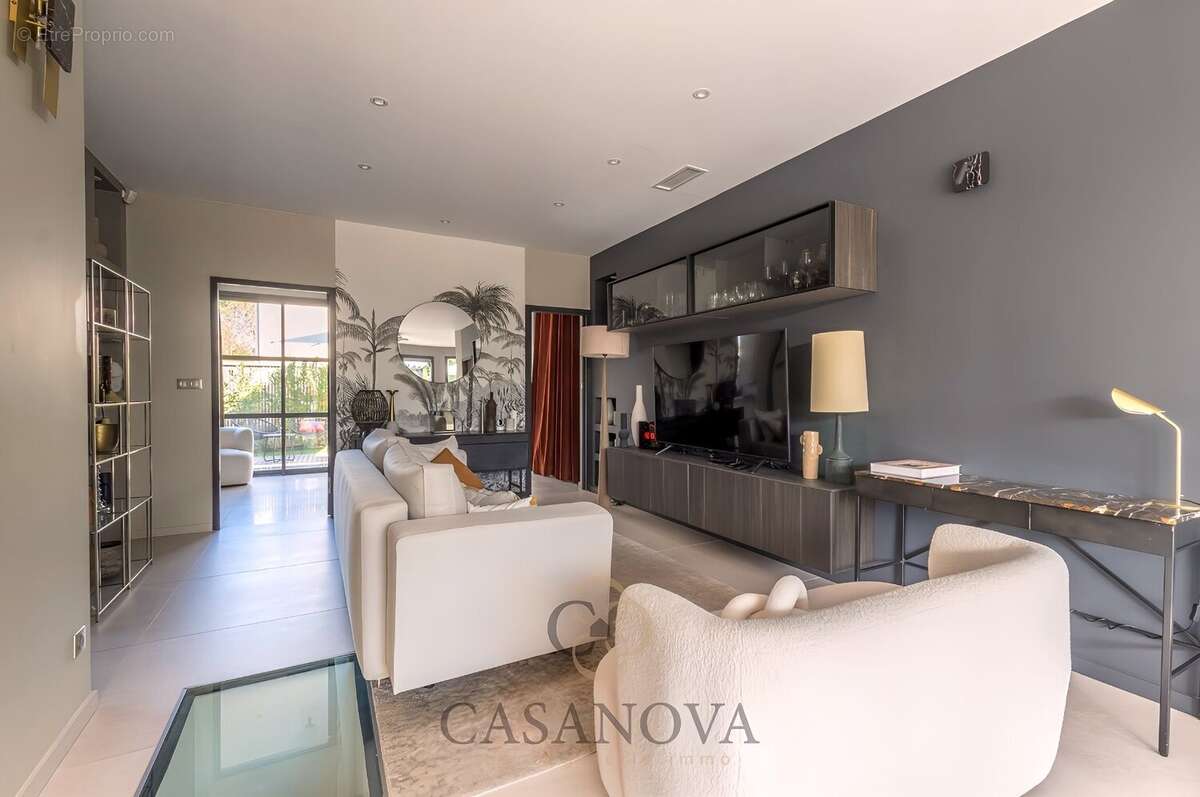 Maison à PRADES-LE-LEZ