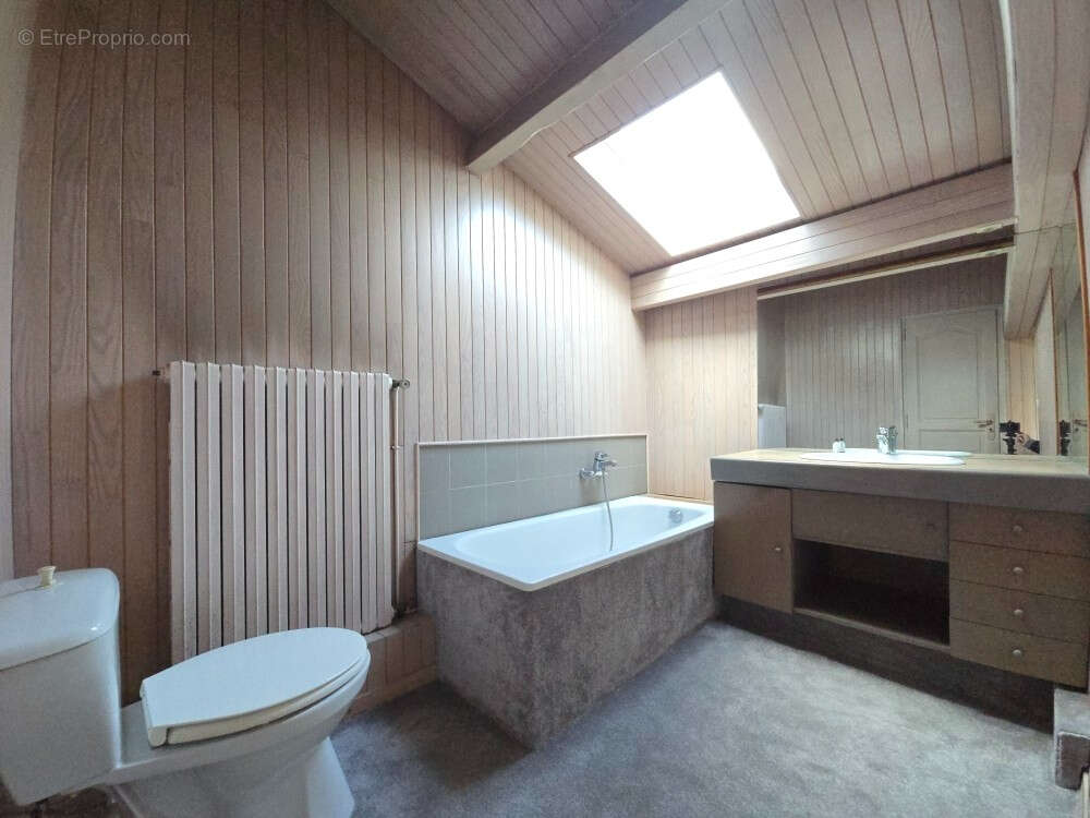 Maison à BOUGUENAIS