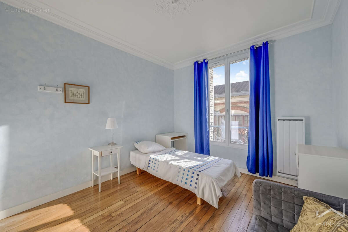 À Saint-Denis, appartement de 45.42m2 en vente - photo 8