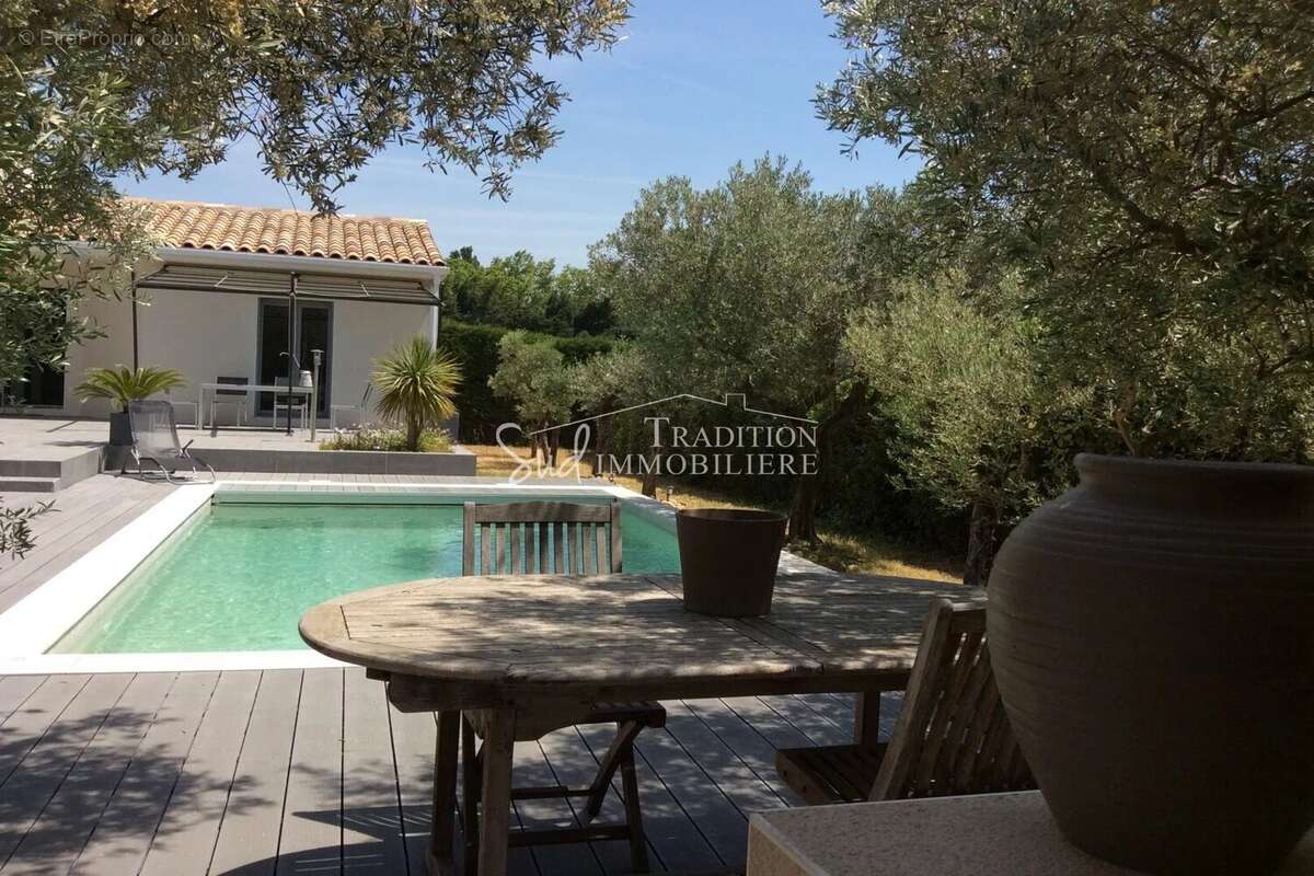 Maison à MAUSSANE-LES-ALPILLES