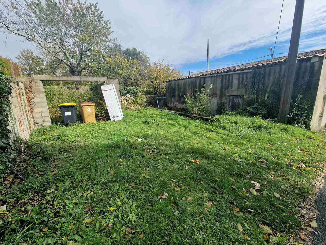 Maison à SAINT-MARTIN-LACAUSSADE