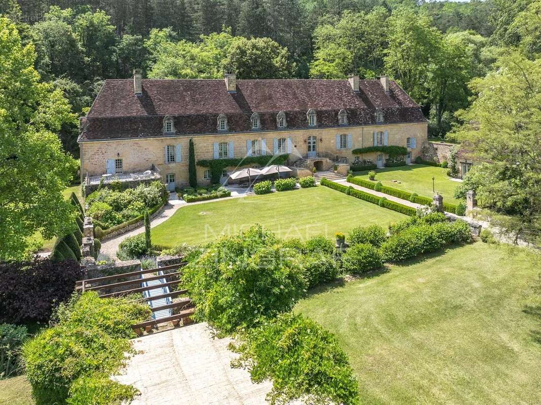 Maison à MAUZENS-ET-MIREMONT