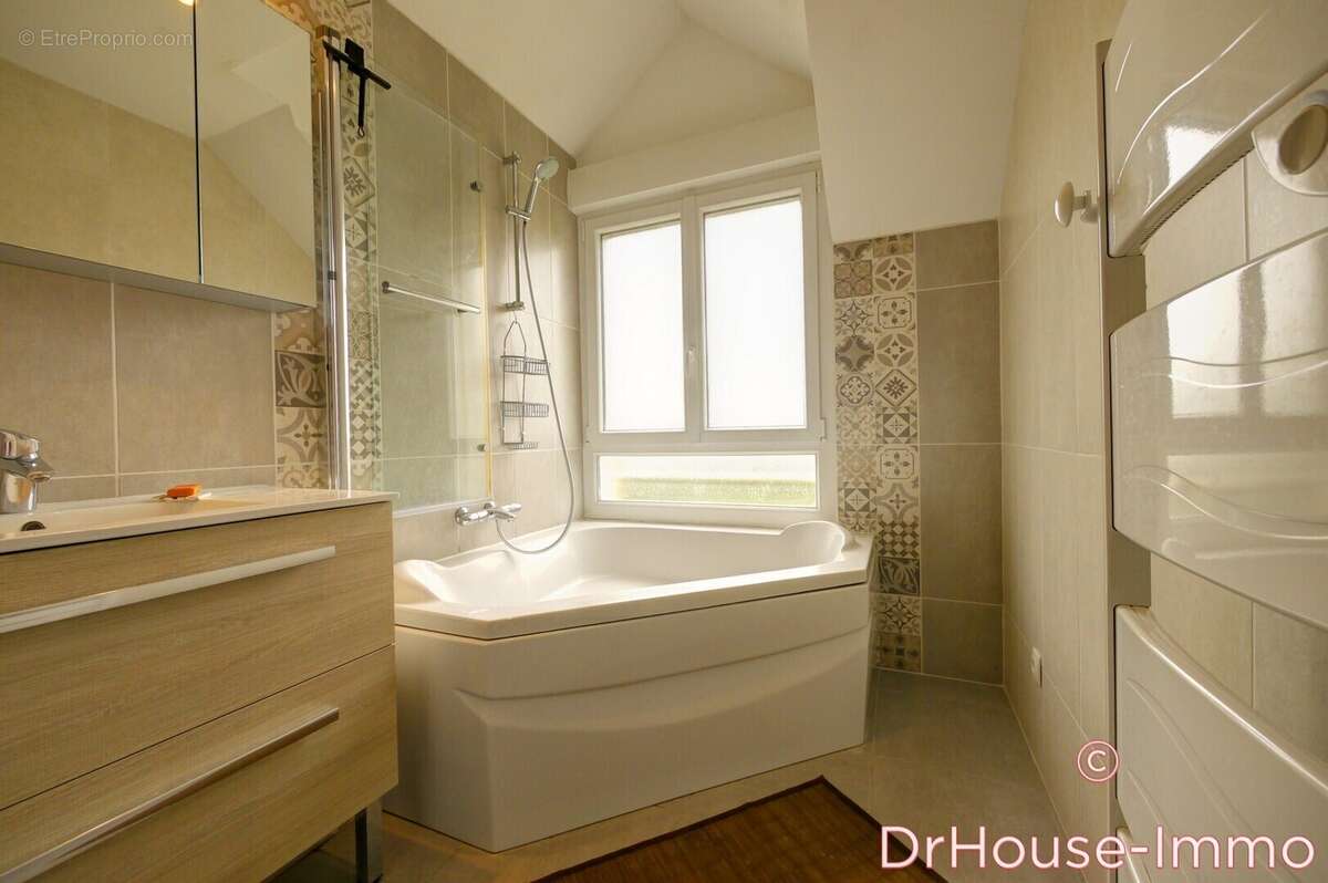 Maison à NOGENT-SUR-SEINE