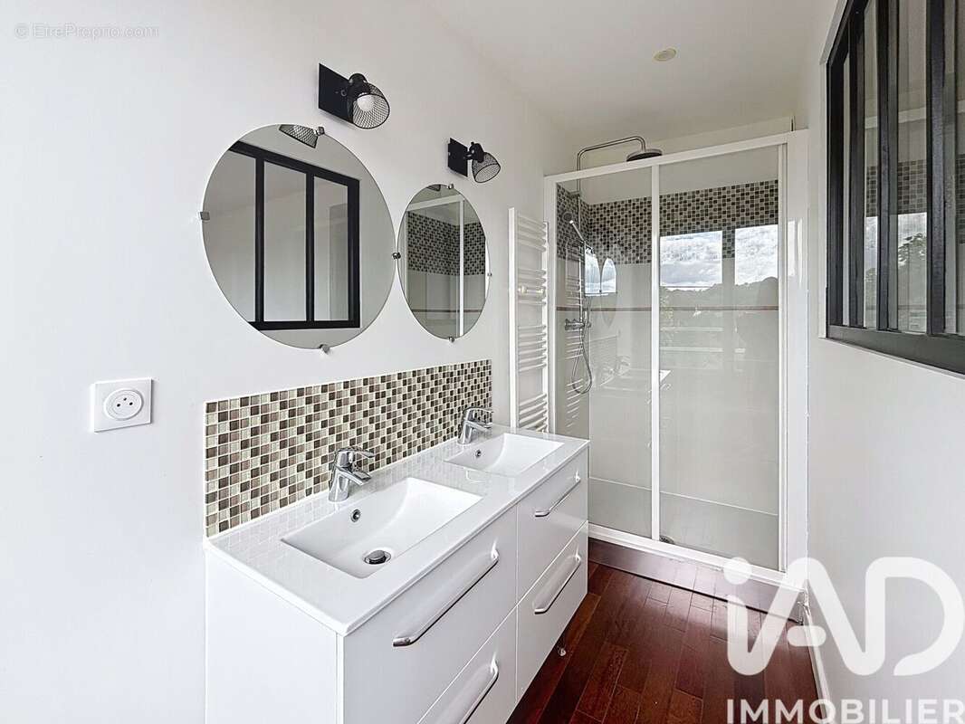 Photo 8 - Appartement à MERY-SUR-OISE