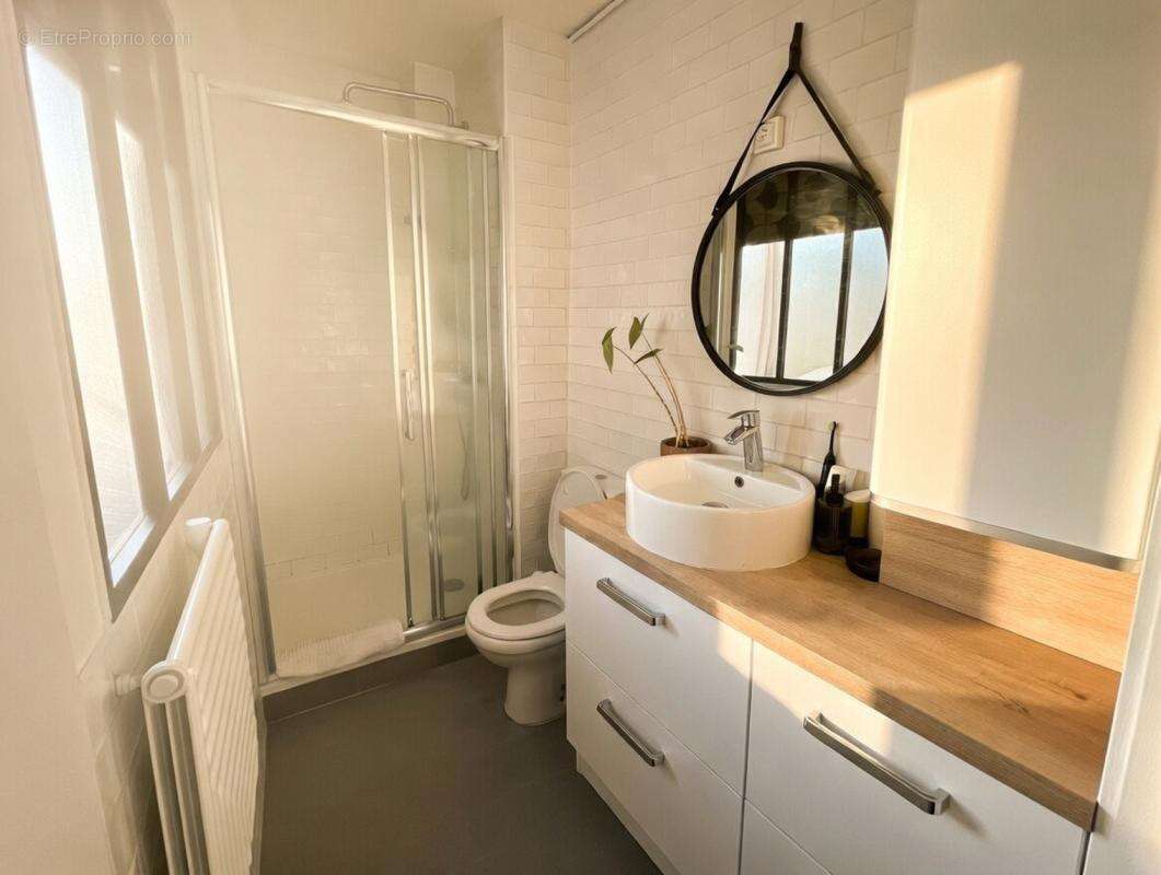 Appartement à PARIS-3E