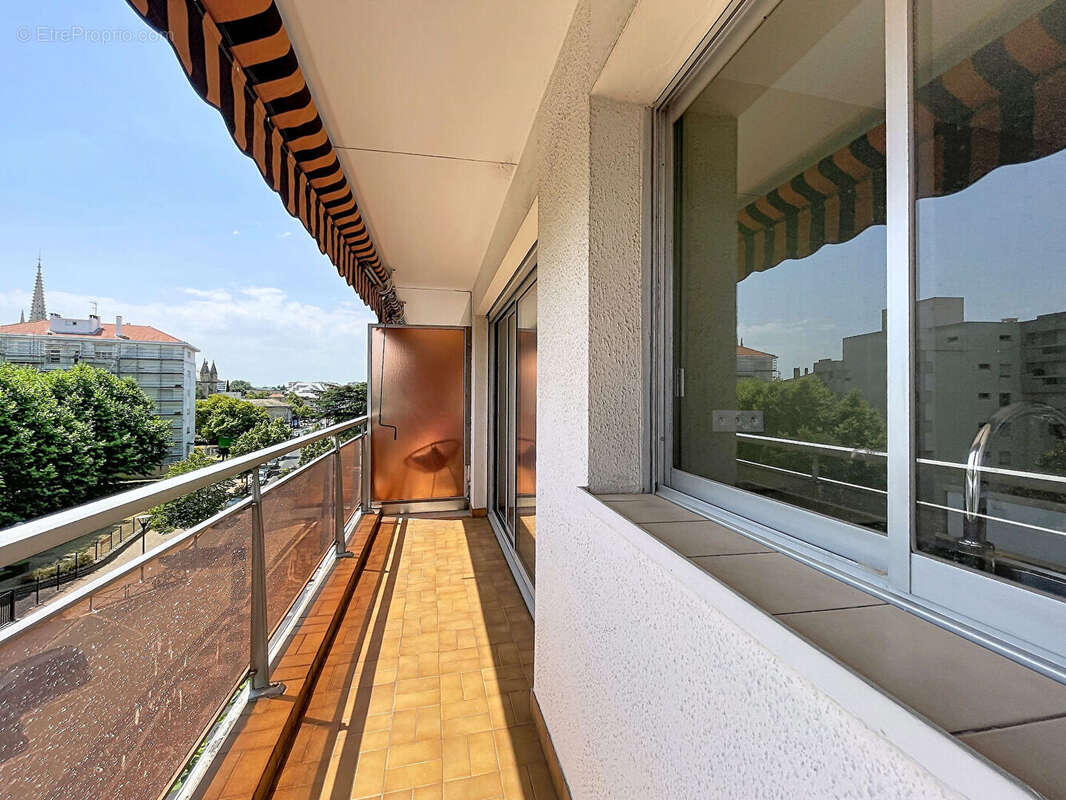 Appartement à BORDEAUX