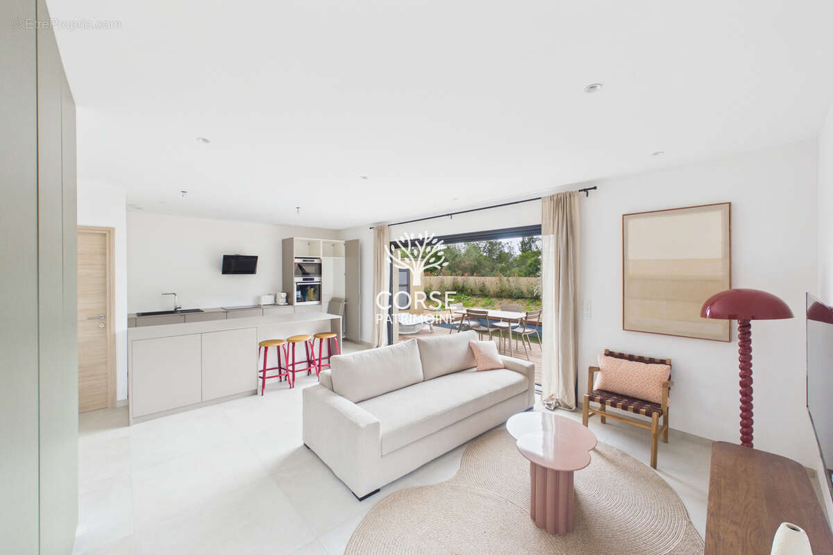 Maison à PORTO-VECCHIO