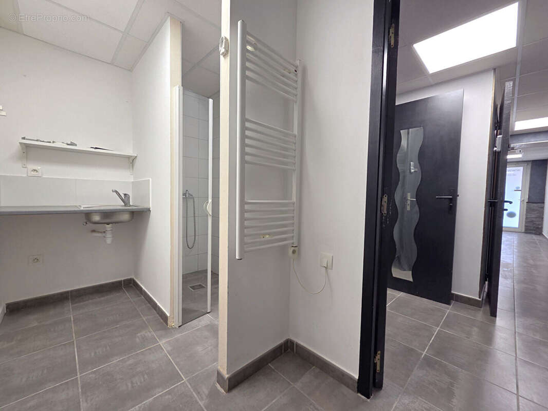 Appartement à SOLLIES-PONT