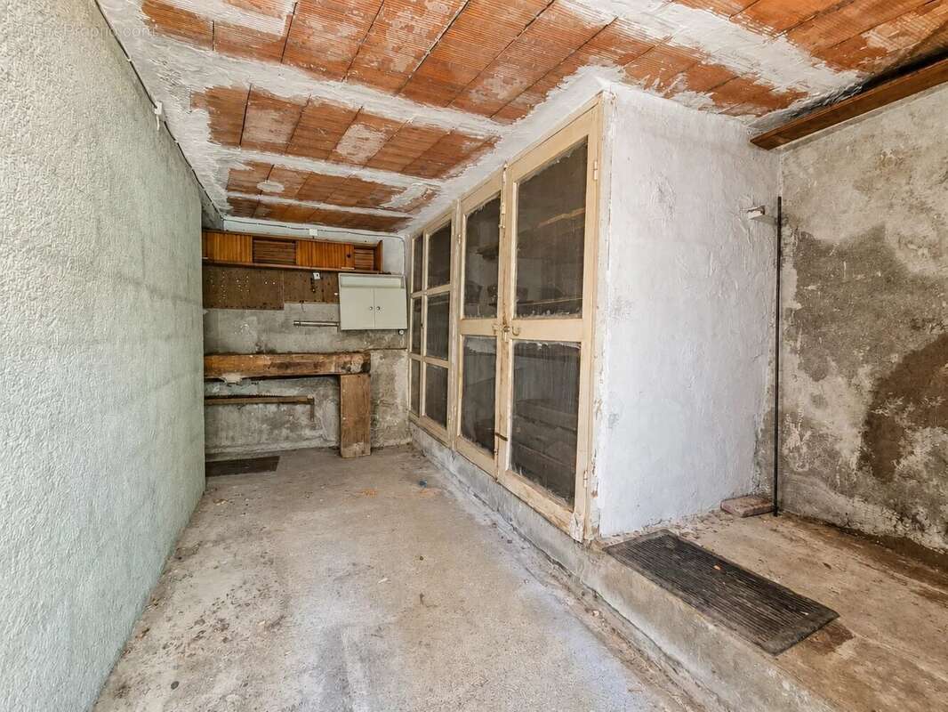 Tourrette-levens – maison à rénover dans un écrin de verdure - photo 14