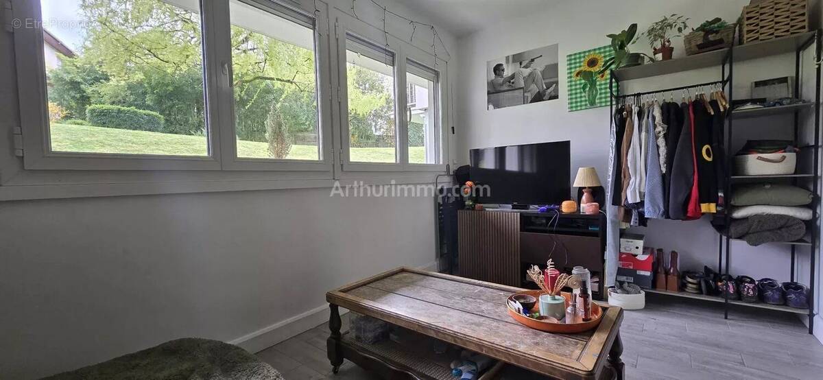 Appartement à CHENNEVIERES-SUR-MARNE