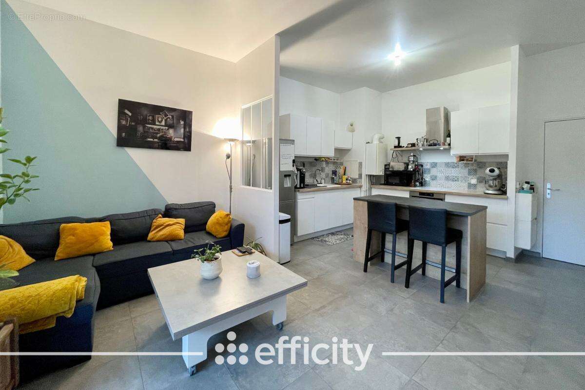 Appartement à DAGNEUX